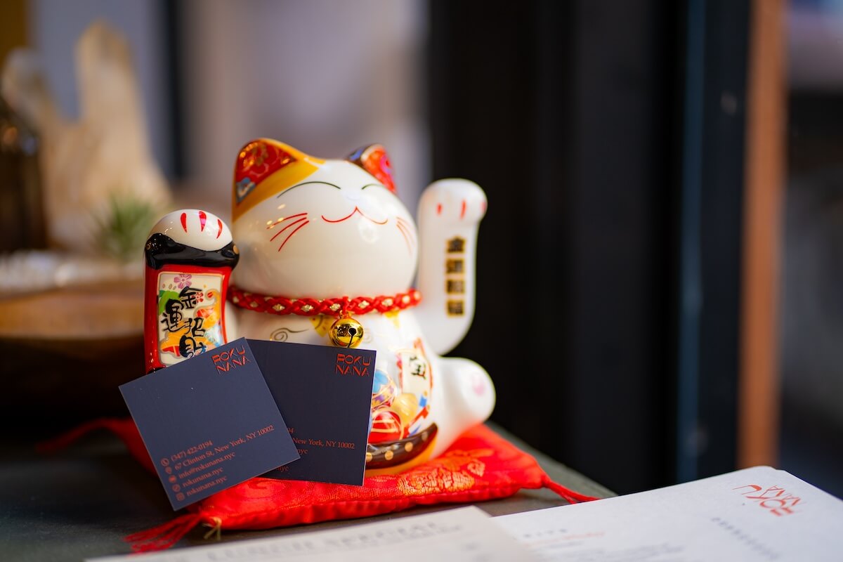 Lucky cat decor